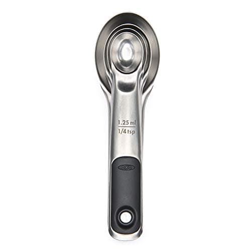 OXO オクソー計量スプーン メジャースプーン 4本セット マグネットで連結できる 一体型 大さじ~小さじ1/4 ステンレス製
